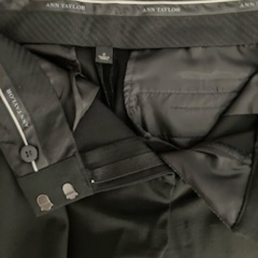 Ann Taylor Slacks Size 2 - Picture 6 of 8